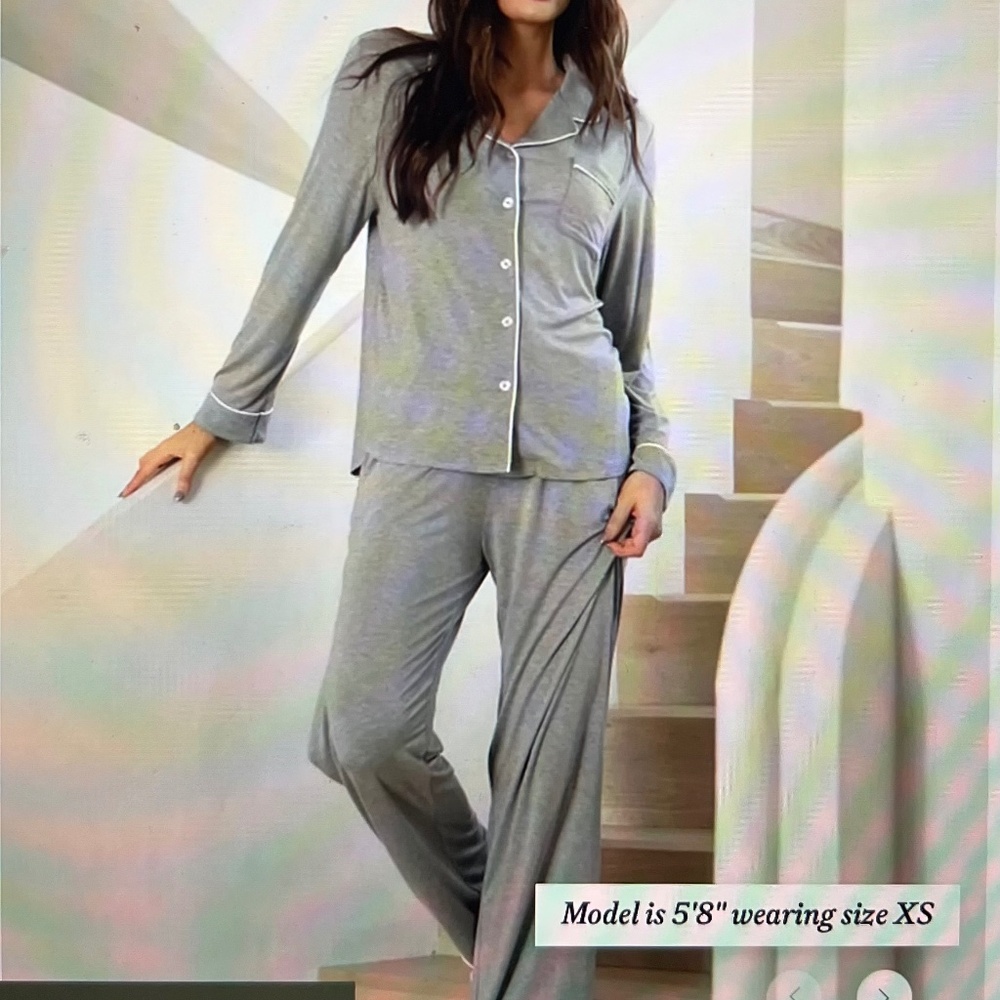 Cozy Earth Women's Bamboo Stretch-Knit Long Sleeve Pajama Set Large Grey